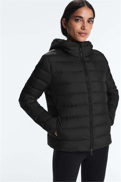 Короткая пуховая куртка из 100% пуха артикул 156464825