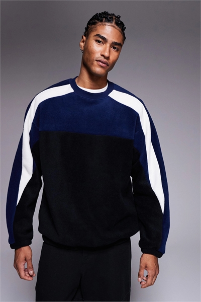 Свободная флисовая толстовка с цветовыми вставками артикул 146906532