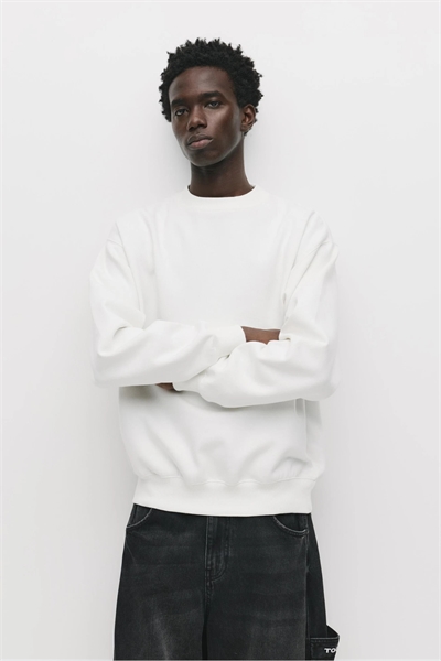 Простая толстовка с круглым вырезом артикул 150932640