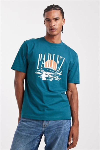 Футболка с логотипом в виде лодки, нанесенным методом трафаретной печати артикул 150976389