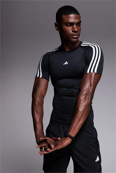 Футболка adidas Training Tech Fit артикул 134218105