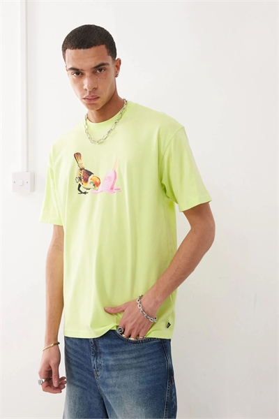 Футболка с принтом артикул 139764790