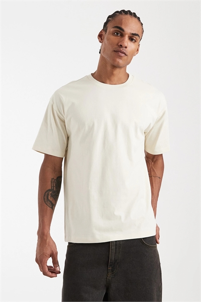 Футболка свободного кроя артикул 155036639