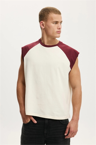 Укороченный крой, облегающий артикул 156163594