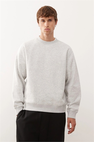 Свитшот классического кроя артикул 149293299