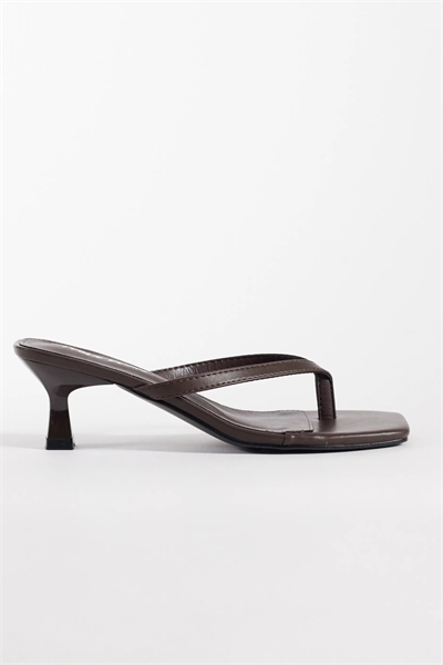 Сандалии Everlast на низком каблуке с открытым носком артикул 154631687