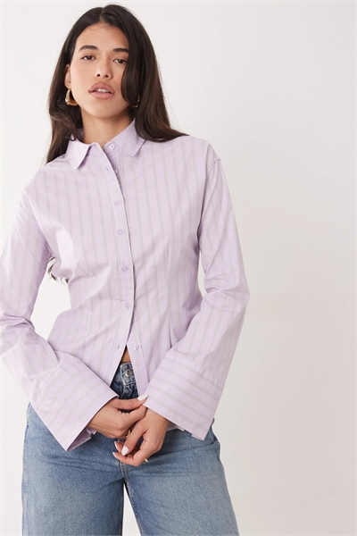 Блузка с затянутой талией и длинными рукавами артикул 155334616