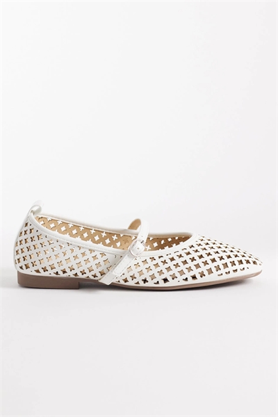 Alba — балетки с вырезом и ремешком с пряжкой артикул 152862984