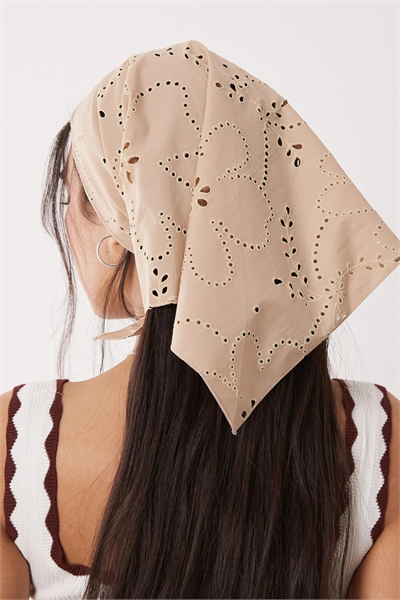 Шарф-бандана с цветочной вышивкой артикул 153286762