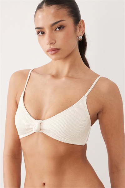 Топ бикини с завязками спереди и эффектом гофрированной ткани артикул 136643841