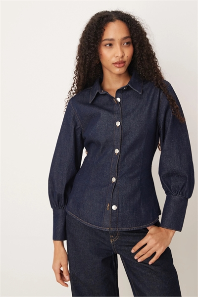 Рубашка из денима с воротником и буффами артикул 152239489