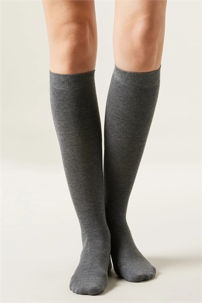 Длинные хлопковые носки из сатина артикул 153698257