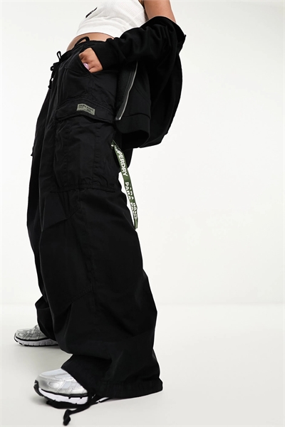 Винтажные широкие брюки-парашюты артикул 131009727