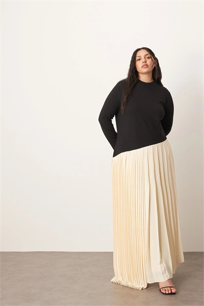 Макси-платье из ткани с контрастными изгибами и юбкой в складку артикул 147195720