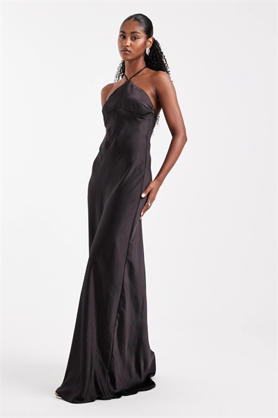 Атласное макси-платье с завязками на шее для подружки невесты артикул 149508083