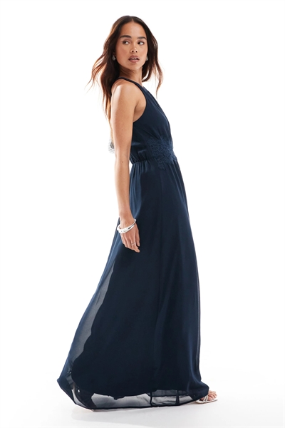 Макси-платье с завязками за шеей для подружки невесты артикул 120752585