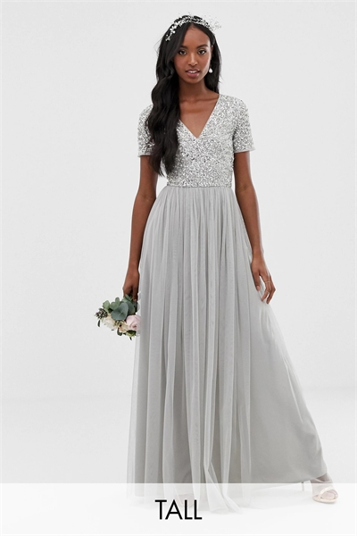 Макси-платье из тюля с V-образным вырезом для подружки невесты, украшенное нежными пайетками в тон артикул 1388375