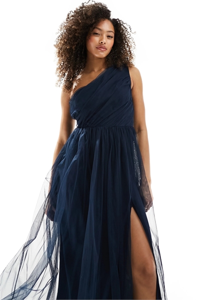 Макси-платье из тюля на одно плечо для подружки невесты артикул 127473823