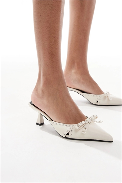 Ботильоны Tinsley на низком каблуке с бантиком артикул 141463725