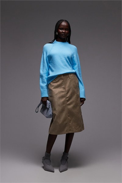 Свитер с круглым вырезом и раглановыми швами артикул 155153870