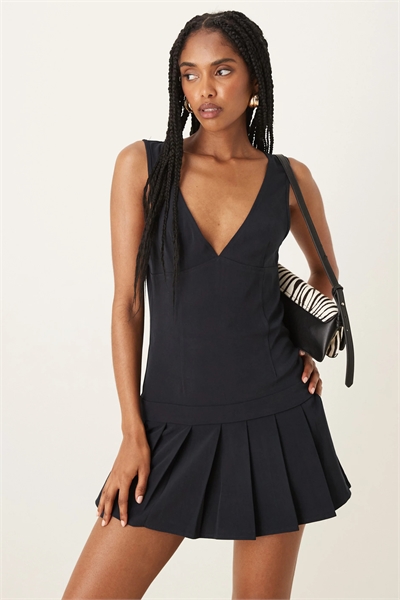 Мини-платье с отстрочкой в стиле «рита-плисс» артикул 148028300