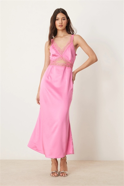 Платье-миди из кружева с вырезами от Mimi артикул 142399929