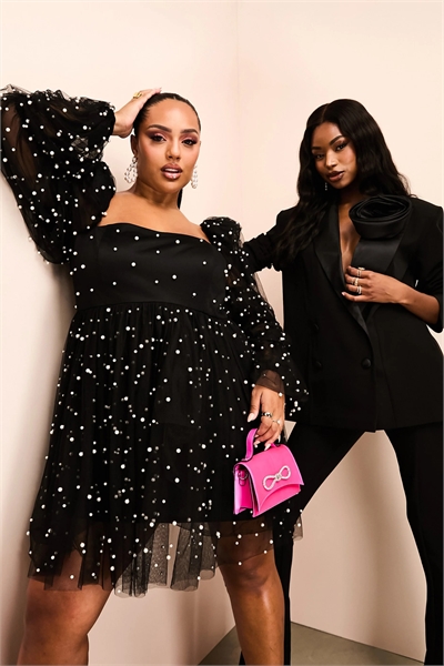 Платье-бабел из тюля с закругленным силуэтом и жемчужными украшениями артикул 131689130