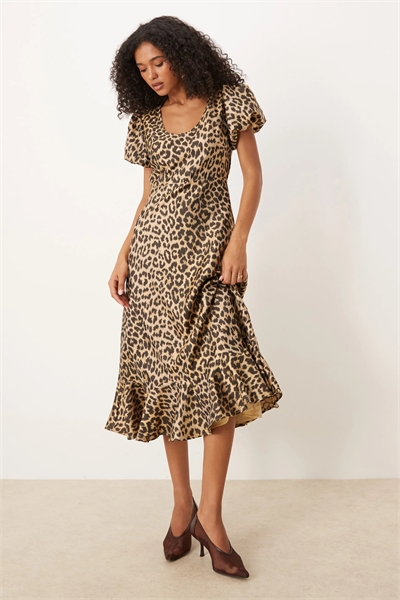 Платье средней длины с жакардовым узором и круглым вырезом артикул 150346942