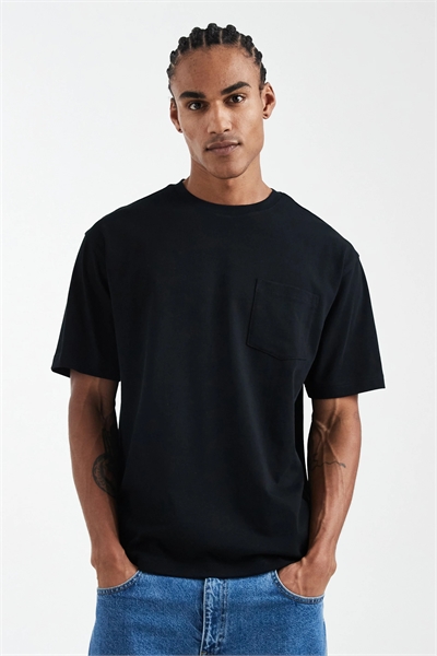Толстое свободное футболка с карманом артикул 154640847