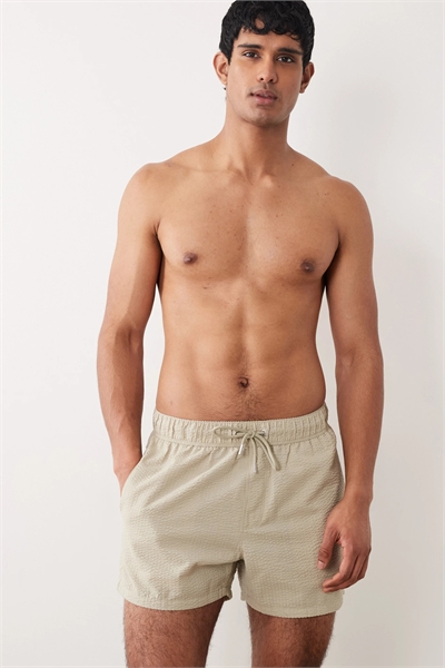 Плавательные шорты из ткани «сирсакер» артикул 152192262