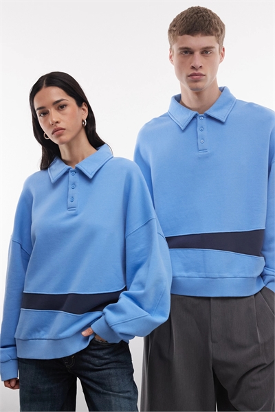 Универсальная футболка-свитшот свободного кроя артикул 152943322