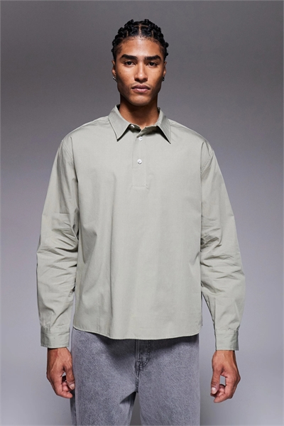 Рубашка свободного кроя с завышенной линией плеч артикул 151522994