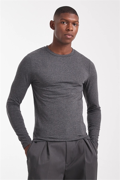 Футболка с длинным рукавом Essentials Muscle Fit артикул 150556750