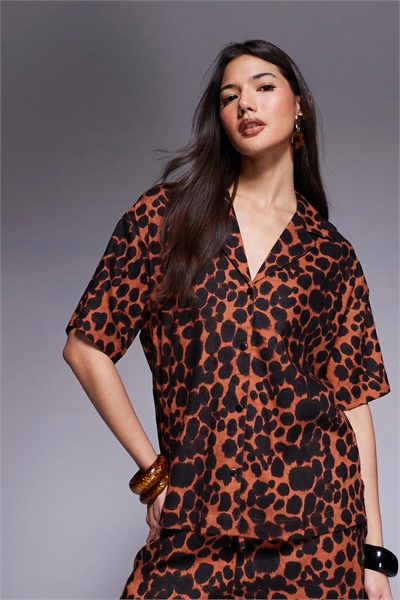 Рубашка из льна с воротником-ревер co-ord артикул 153753945