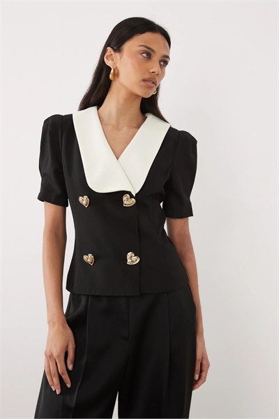 Топ с крупным воротником в форме сердца и пуговицами артикул 155587872