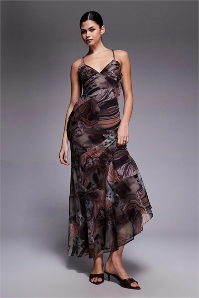 Платье «рыбий хвост» с косой кройкой и микро-двухслойной вставкой на груди артикул 153153833