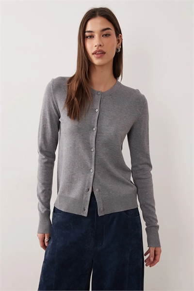 Приталенный кардиган артикул 154134978