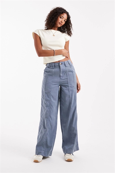 Брюки с широкими штанинами и швами артикул 144135203