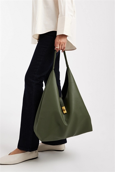 Большая сумка из искусственной кожи артикул 151096022