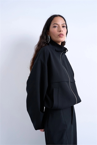 Куртка с воротником-воронкой артикул 153688432