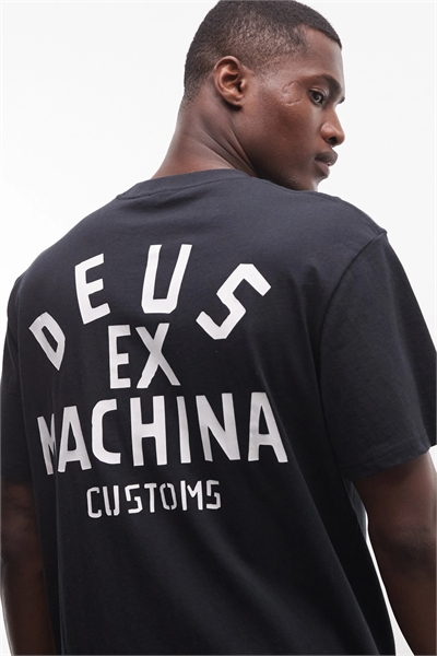 Футболка с принтом на спине артикул 153323714