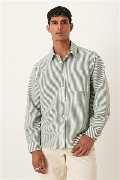 Рубашка свободного кроя в полоску из ткани «сирсакер» артикул 150369627