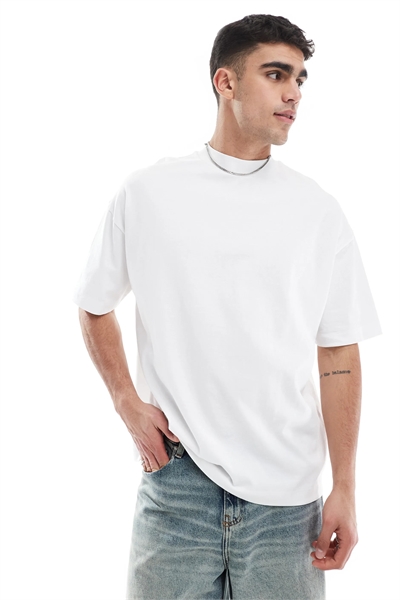 Объемная футболка свободного кроя с высоким воротником артикул 142085955