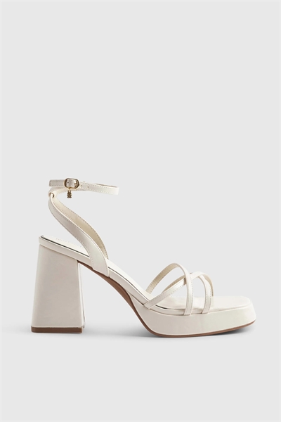 Сандалии на блочном каблуке с перекрещивающимися ремешками артикул 156044531