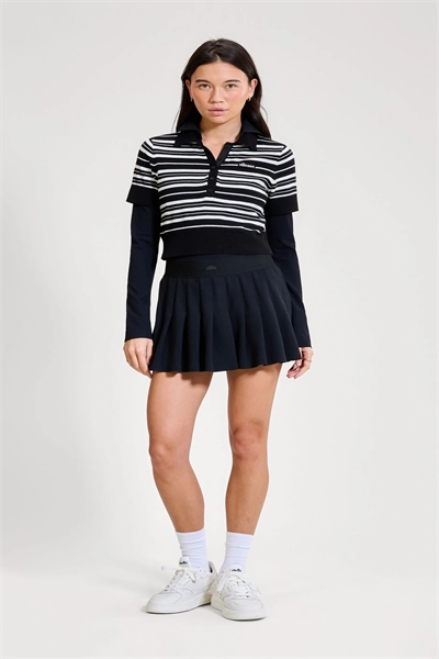 Теннисные шорты Ortega артикул 156306584