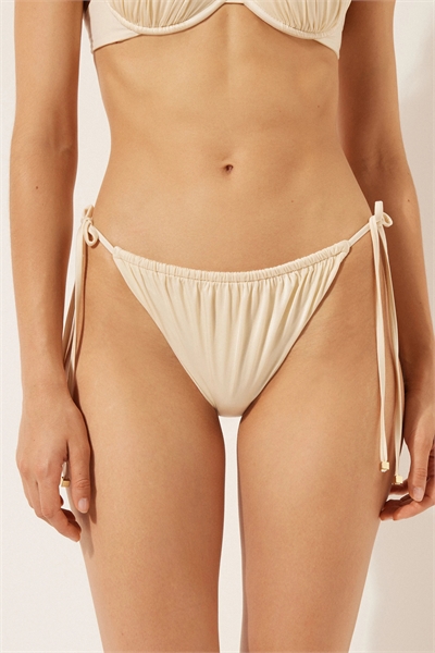 Бюстгальтер и трусики-бикини из блестящего атласа артикул 156299317