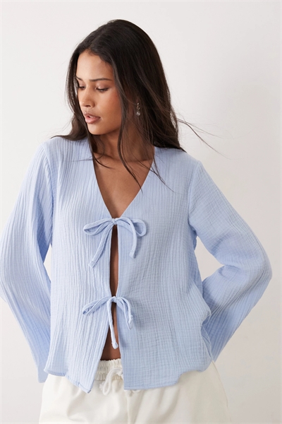 Рубашка из марли с завязками спереди артикул 153118763