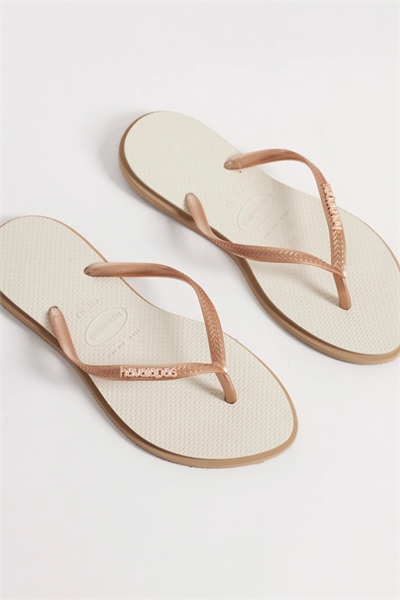 Тонкие шлепанцы с загнутым носком артикул 155843068