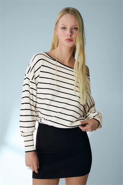 Мини-платье с ребристой текстурой и асимметричным кроем артикул 156511863