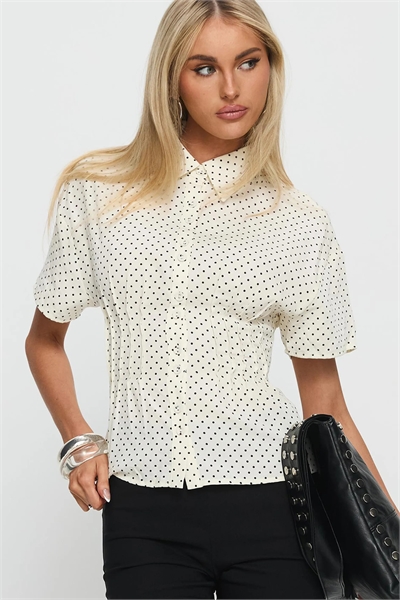 Рубашка с зауженной талией, завязкой сзади и спущенными плечами от Danica артикул 153364472